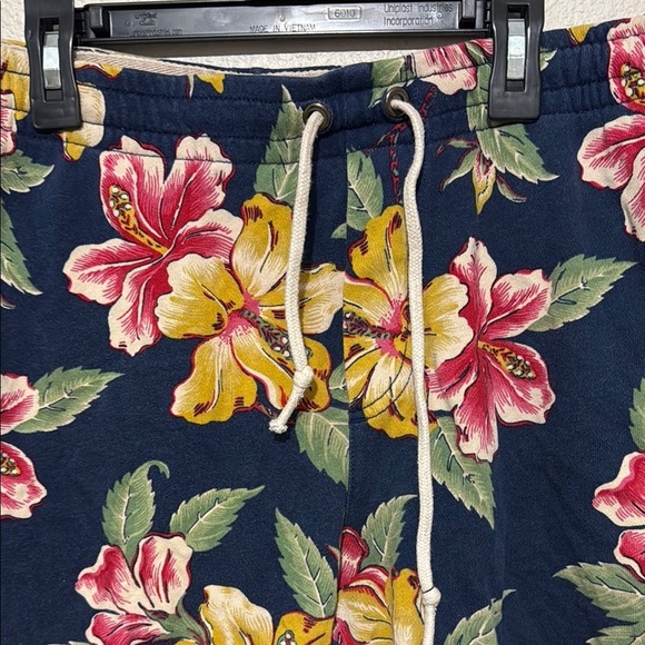 Polo Ralph Lauren Summer Tropical Floral French Terry Shorts Navy and Multicolor - Picture 2 of 7